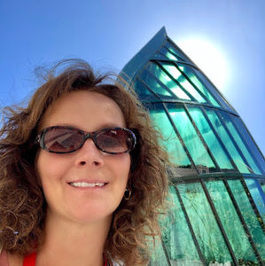 Meet your Posher, Suzan